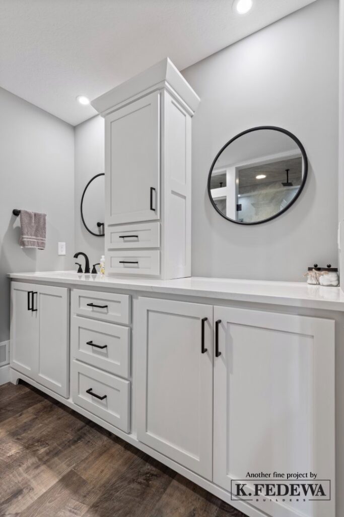 St. Johns MI Dual Vanity Bathroom