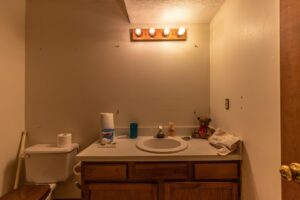 Larkwood Dewitt Kitchen Bathroom Remodel Pre Reno (10)
