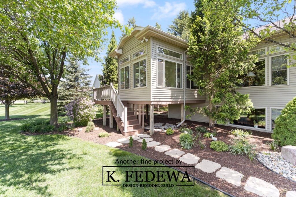 Bath, MI addition that looks like a treehouse from K. Fedewa Builders.